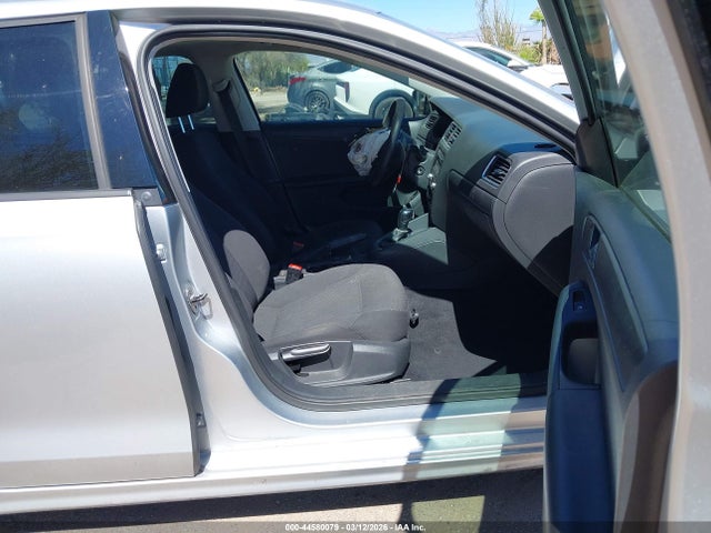 44580079 :رقم المزاد ، 3VW2K7AJ9DM212124 vin ، 2013 Volkswagen Jetta 2.0l S مزاد بيع