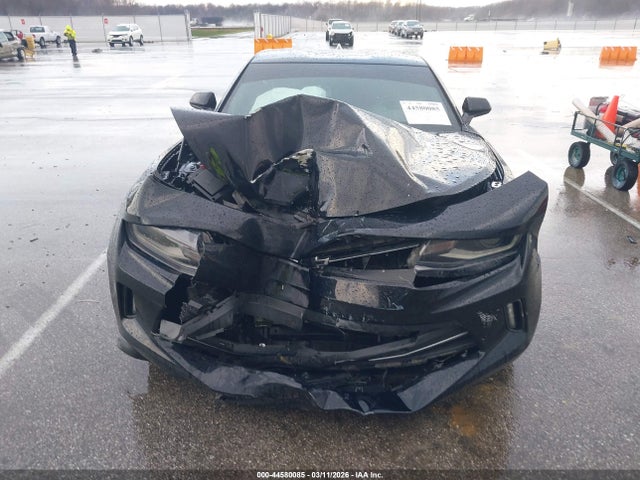 Продажа на аукционе авто 2018 Chevrolet Camaro 1lt, vin: 1G1FB1RS7J0183809, номер лота: 44580085