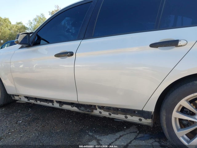 44580091 :رقم المزاد ، WBA8A3C38HK692965 vin ، 2017 Bmw 320i Xdrive مزاد بيع