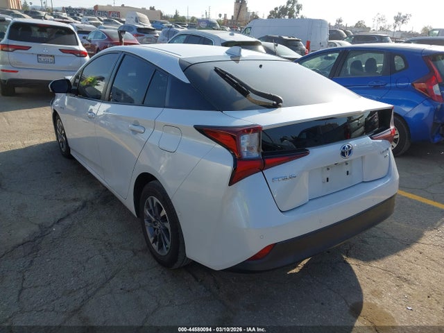 2021 TOYOTA PRIUS JTDKAMFU0M3138763 Photo 2