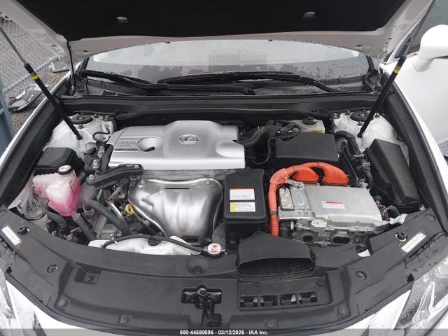JTHBW1GG1H2145577 Lexus ES 300H