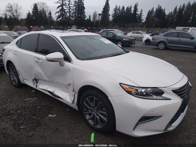 JTHBW1GG1H2145577 Lexus ES 300H