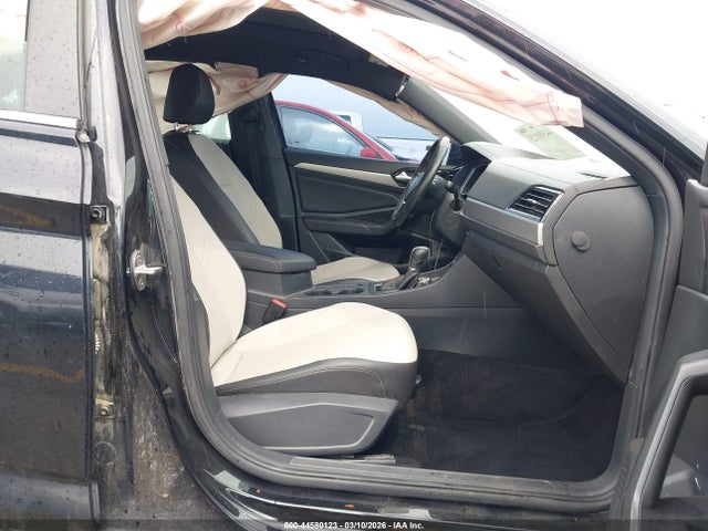2019 Volkswagen Jetta 1.4t R-line/1.4t S/1.4t Se მანქანა იყიდება აუქციონზე, vin: 3VWCB7BUXKM259723, აუქციონის ნომერი: 44580123