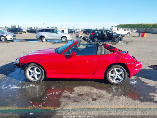 44580144 :رقم المزاد ، JM1NB353010217148 vin ، 2001 Mazda Mx-5 Miata Ls/special Edition مزاد بيع