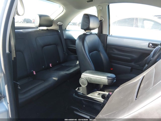 Продажа на аукционе авто 2010 Volkswagen New Beetle 2.5l Final Edition, vin: 3VWPW3AG0AM009464, номер лота: 44580145