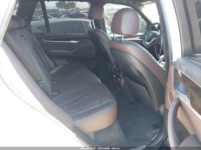 2018 BMW X5 5UXKR0C50J0X89403 Photo 7