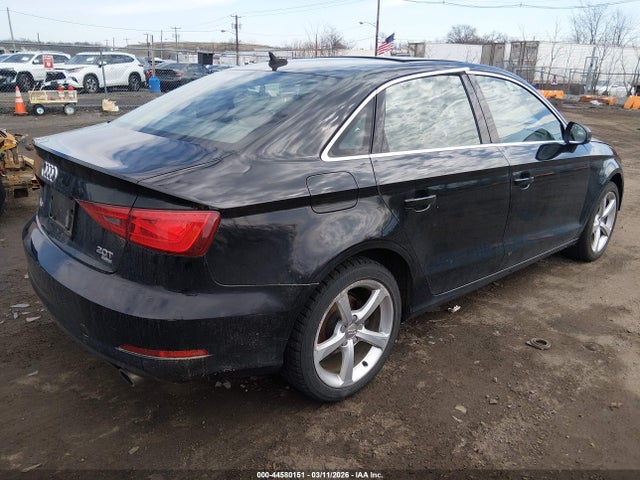 2015 AUDI A3 WAUBFGFF4F1068166 Photo 3