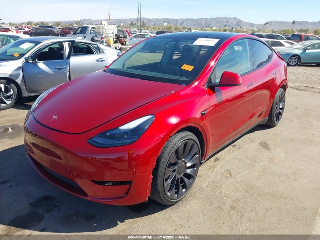 2024 TESLA MODEL Y 7SAYGDEF8RF158588 Photo 1