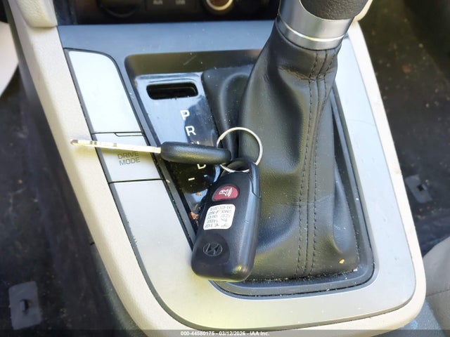 5NPD84LFXJH224317 Hyundai ELANTRA SEL
