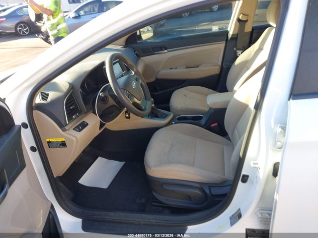 5NPD84LFXJH224317 Hyundai ELANTRA SEL