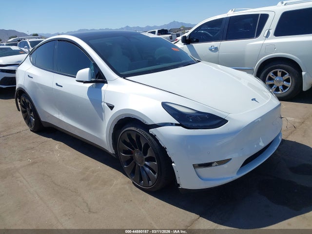 2022 TESLA MODEL Y 7SAYGDEF6NF521156