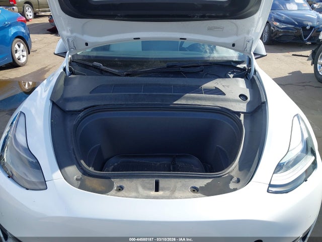 2022 TESLA MODEL Y 7SAYGDEF6NF521156 Photo 9