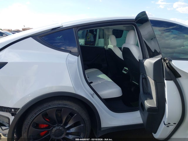2022 TESLA MODEL Y 7SAYGDEF6NF521156 Photo 7