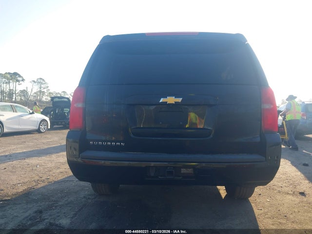 44580221 :رقم المزاد ، 1GNSKHKC3KR170559 vin ، 2019 Chevrolet Suburban Lt مزاد بيع