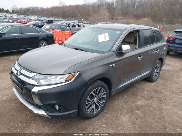 2016 MITSUBISHI OUTLANDER JA4AD3A33GZ006409 Photo 1