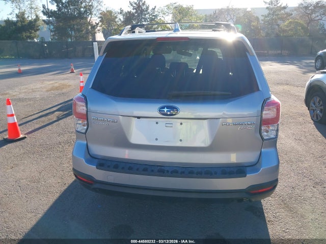 Subaru Forester 2.5i Premium 2017 JF2SJAGC5HH430892 Image 16