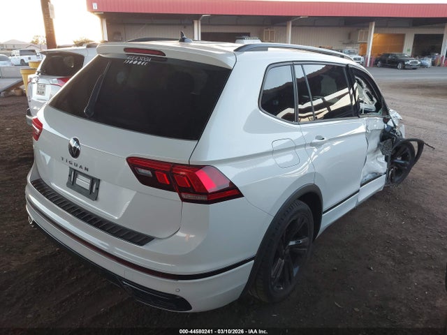 Aukcja sprzedaży 2023 Volkswagen Tiguan 2.0t Se R-line Black, vin: 3VVCB7AX0PM100751, numer aukcji: 44580241