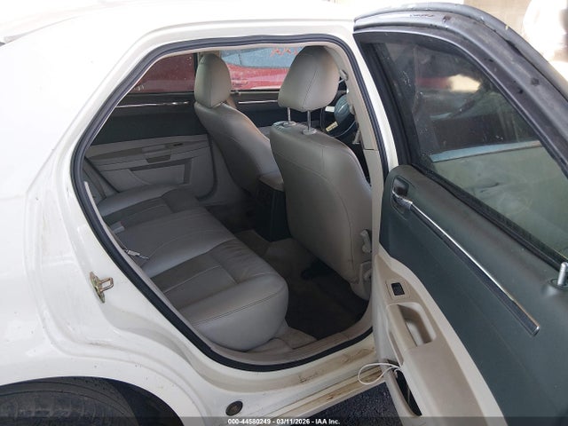 44580249 :رقم المزاد ، 2C3JA53G45H131494 vin ، 2005 Chrysler 300 Touring مزاد بيع