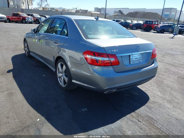 2011 Mercedes-benz E 350 მანქანა იყიდება აუქციონზე, vin: WDDHF5GB0BA411486, აუქციონის ნომერი: 44580277