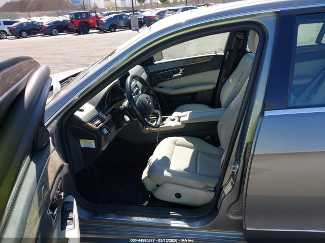 2011 Mercedes-benz E 350 მანქანა იყიდება აუქციონზე, vin: WDDHF5GB0BA411486, აუქციონის ნომერი: 44580277