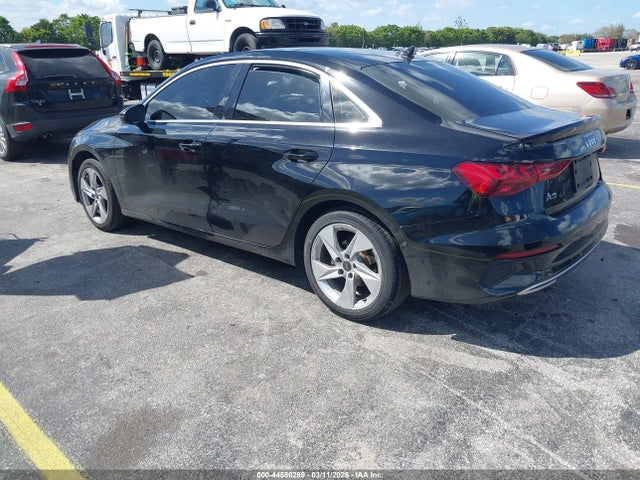 2023 AUDI A3 WAUAUDGYXPA115640 Photo 2