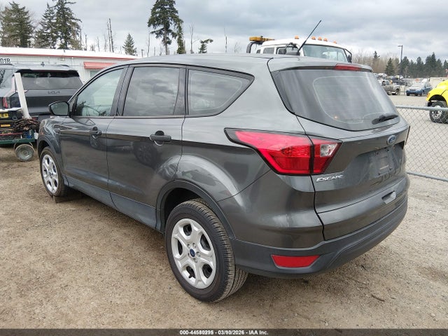 Ford ESCAPE S 2019 1FMCU0F76KUB46965 Image 3