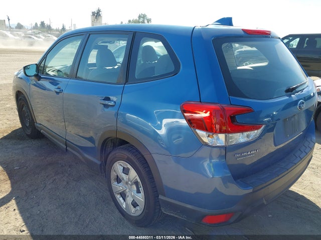 2021 SUBARU FORESTER JF2SKAAC3MH400404 Photo 2