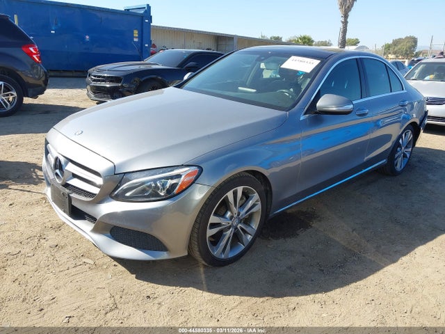 44580335 :رقم المزاد ، 55SWF4JBXFU075426 vin ، 2015 Mercedes-benz C 300 مزاد بيع