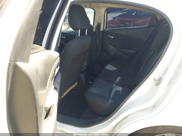 3MYDLBYV1HY166373 Toyota YARIS IA