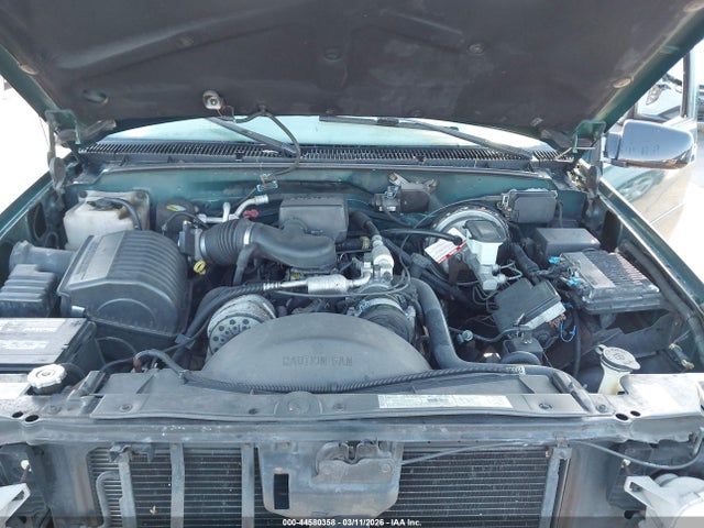 2000 Gmc Yukon Denali მანქანა იყიდება აუქციონზე, vin: 1GKEK63R6YR218498, აუქციონის ნომერი: 44580358