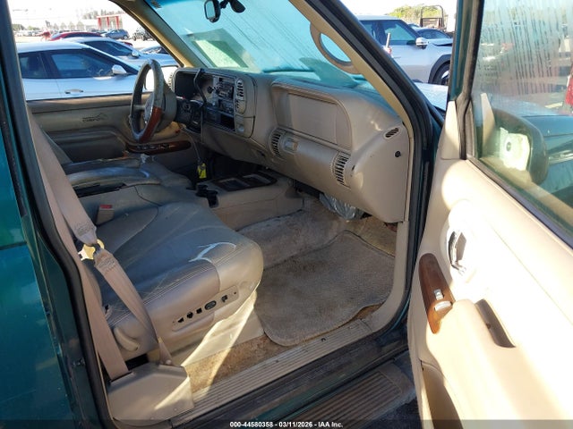 2000 Gmc Yukon Denali მანქანა იყიდება აუქციონზე, vin: 1GKEK63R6YR218498, აუქციონის ნომერი: 44580358