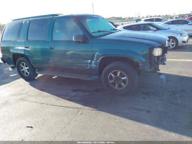 2000 Gmc Yukon Denali მანქანა იყიდება აუქციონზე, vin: 1GKEK63R6YR218498, აუქციონის ნომერი: 44580358