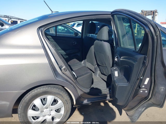 3N1CN7AP3FL925342 Nissan Versa 1.6 Sv