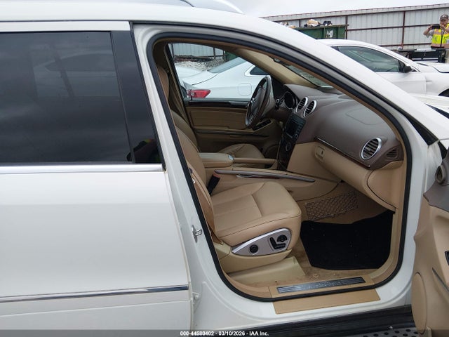 2011 Mercedes-benz Gl 450 4matic მანქანა იყიდება აუქციონზე, vin: 4JGBF7BEXBA729642, აუქციონის ნომერი: 44580402