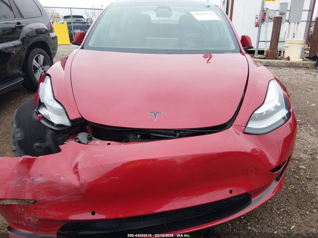 44580416 :رقم المزاد ، 5YJ3E1EB5KF387101 vin ، 2019 Tesla Model 3 Long Range/performance مزاد بيع