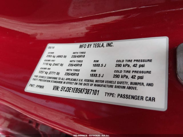 44580416 :رقم المزاد ، 5YJ3E1EB5KF387101 vin ، 2019 Tesla Model 3 Long Range/performance مزاد بيع