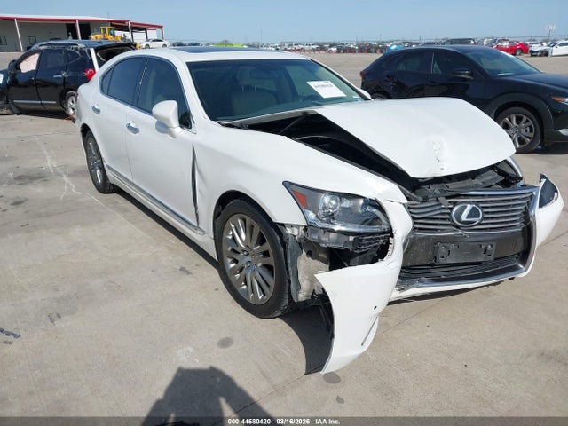 2016 LEXUS LS 460 JTHBL5EF4G5139702
