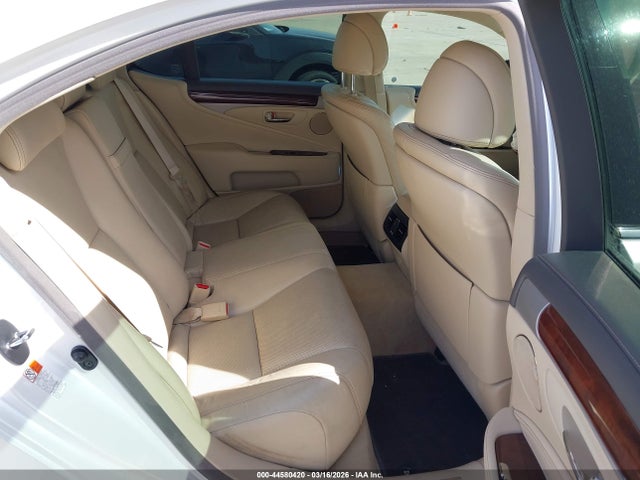 2016 LEXUS LS 460 JTHBL5EF4G5139702 Photo 7