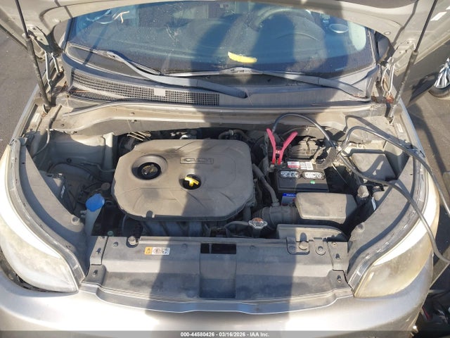 KIA SOUL + 2014 KNDJP3A50E7051752 Image 10