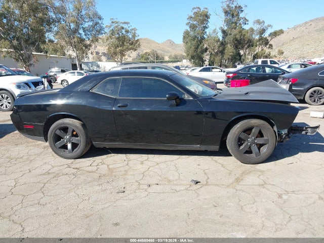 2013 Dodge Challenger Sxt მანქანა იყიდება აუქციონზე, vin: 2C3CDYAG6DH676454, აუქციონის ნომერი: 44580468