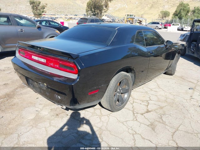 2013 Dodge Challenger Sxt მანქანა იყიდება აუქციონზე, vin: 2C3CDYAG6DH676454, აუქციონის ნომერი: 44580468