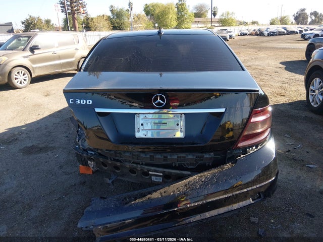 44580481 :رقم المزاد ، WDDGF5EB0AF430264 vin ، 2010 Mercedes-benz C 300 Luxury/sport مزاد بيع