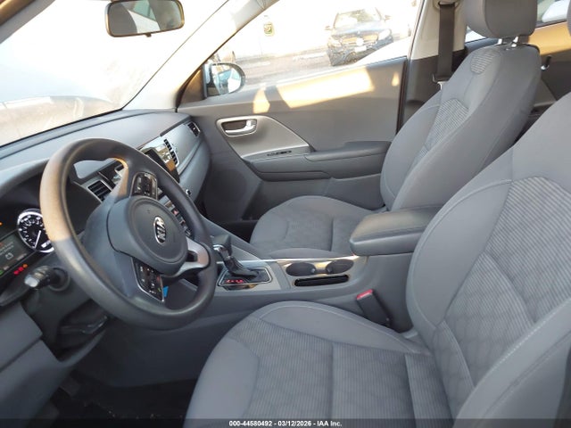 KNDCB3LC8H5060377 KIA NIRO FE
