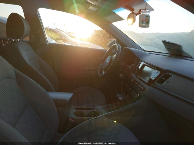 KNDCB3LC8H5060377 KIA NIRO FE