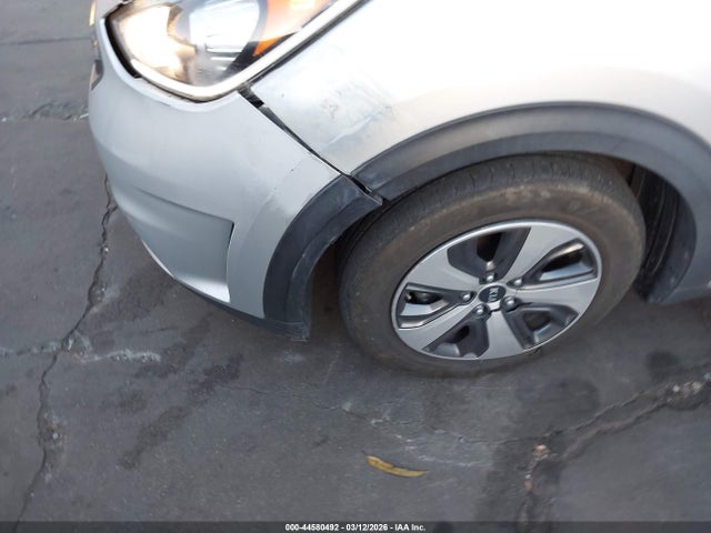 KNDCB3LC8H5060377 KIA NIRO FE