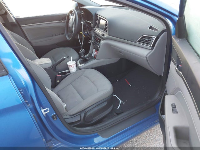 KMHD84LF3HU160861 Hyundai ELANTRA SE