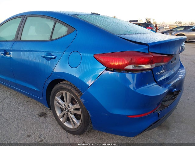 KMHD84LF3HU160861 Hyundai ELANTRA SE