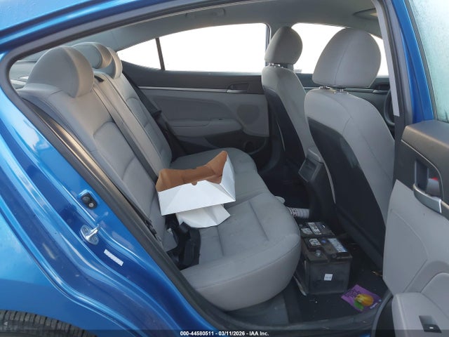 KMHD84LF3HU160861 Hyundai ELANTRA SE