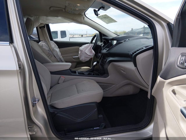 1FMCU0GD9JUD20501 Ford ESCAPE SE