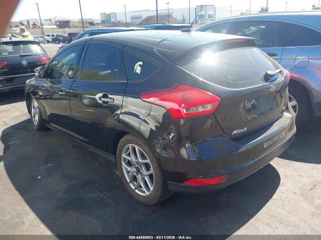 Ford FOCUS SE 2015 1FADP3K26FL306498 Image 3
